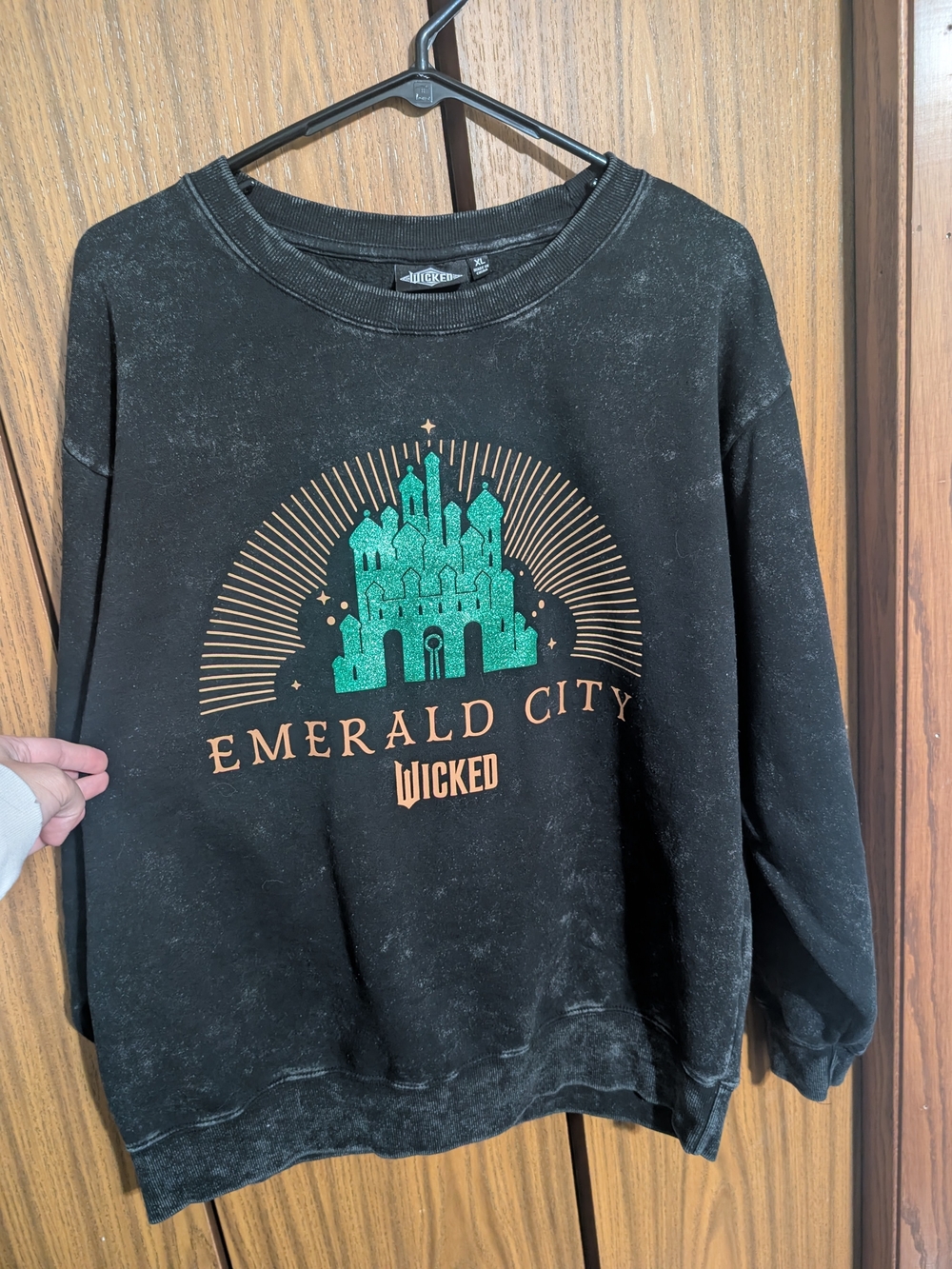 Wicked Emerald City Crewneck Pullover Distressed Sweatshirt Black/Green XL